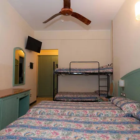Magnolia Hotel
