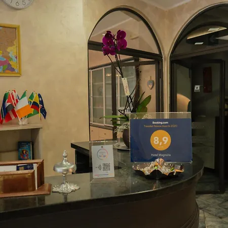 Magnolia Hotel 2*