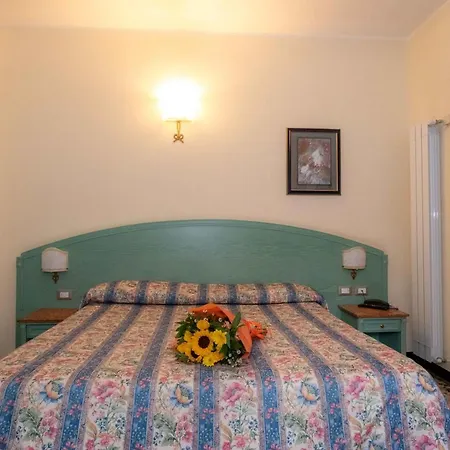 Hotell Magnolia 2*